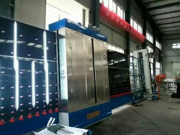 Chine Joint en verre vertical d'acier inoxydable bas-e, machine à laver en verre verticale de 2500mm basse-e avec incliner le Tableau fournisseur