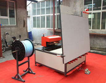 Chine Machine chaude latérale simple de presse pour l'entretoise chaude DGU, opération stable de bord fournisseur