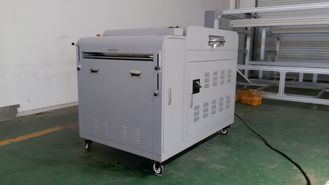 Chine 24 machines UV de stratification de tache de pouce, machine de stratification industrielle de papier pour la fabrication d'album fournisseur
