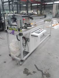 Chine Robot en céramique de gâchage en verre automatique de nettoyage de rouleau de four, machine en céramique de nettoyage de rouleau fournisseur