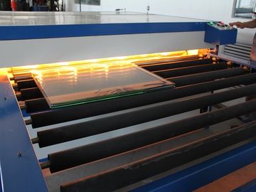 Chine Le rouleau de chauffage par machine en verre isolant pressent l'épaisseur en verre de 12~50mm fournisseur
