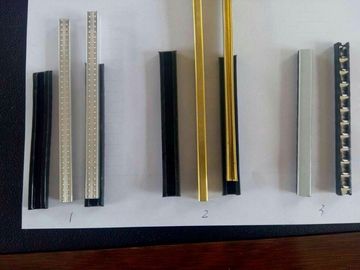 Chine Barre en caoutchouc flexible d'entretoise de cachetage pour le double verre de glaçage triple fournisseur