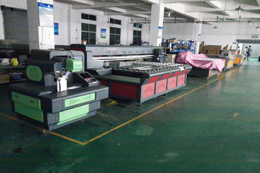 Chine Imprimante à plat UV de haute résolution de grand format 2500x1300mm RICOH GEN4/GEN5 fournisseur