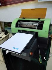 Chine Imprimante à plat menée UV de papier/toile avec le système 28cm x 55cm d'opération de Win98 Win7 fournisseur