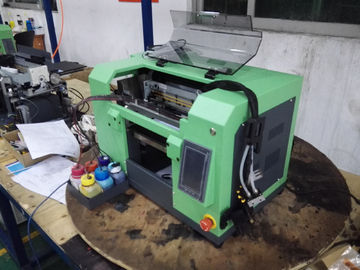 Chine Imprimante à plat UV de haute précision, petite imprimante de bureau automatique pour carreau de céramique en verre/ fournisseur